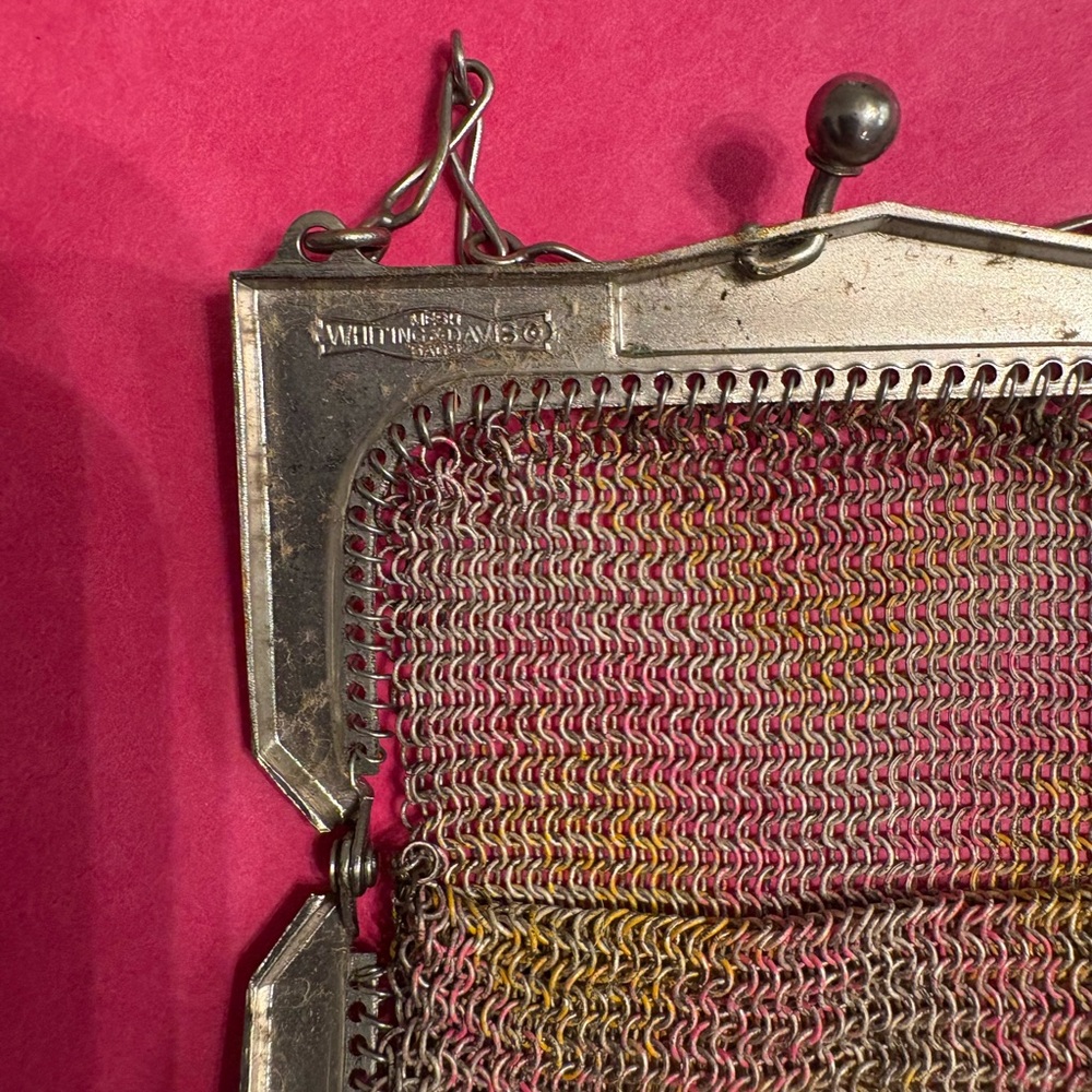 Whiting & Davis Vintage Art Deco 1920’s to 30’s Mesh  Bag in Gold and Brass - Picture 4 of 5